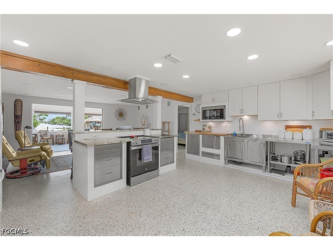 5387 Marina Drive Bokeelia FL 33922 2026021981 image33