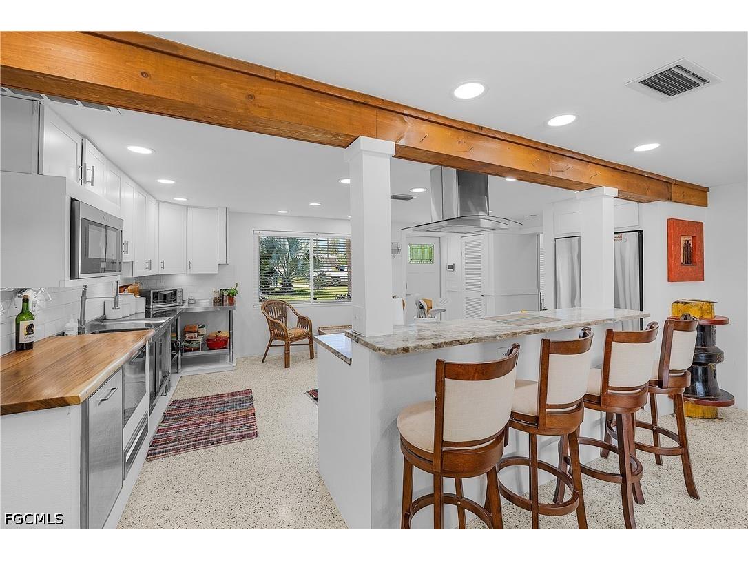 5387 Marina Drive Bokeelia FL 33922 2026021981 image4