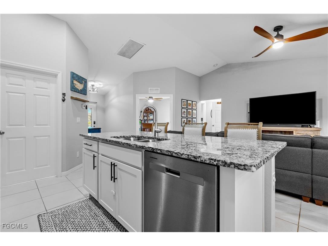 539 NW 13th Street Cape Coral FL 33993 2025018430 image14