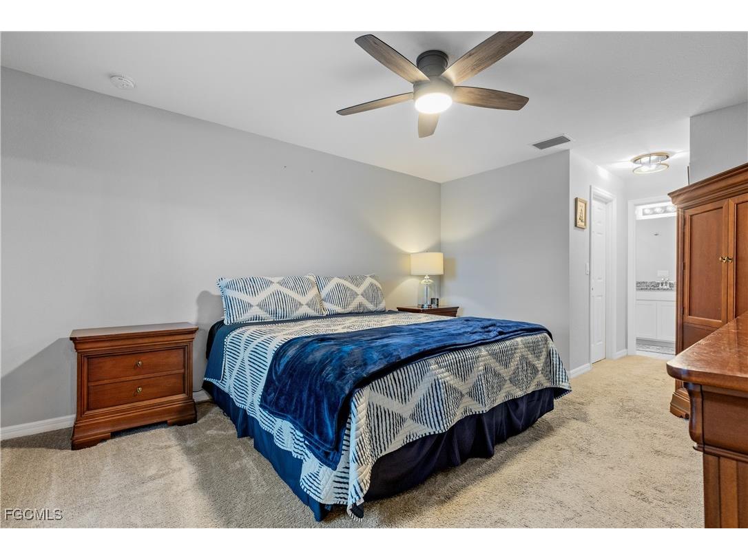 539 NW 13th Street Cape Coral FL 33993 2025018430 image31