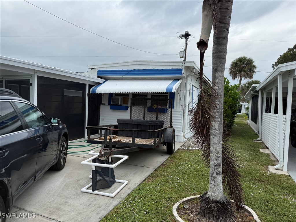 539 Poinsettia Lane #152 Naples FL 34114 225070893 image1