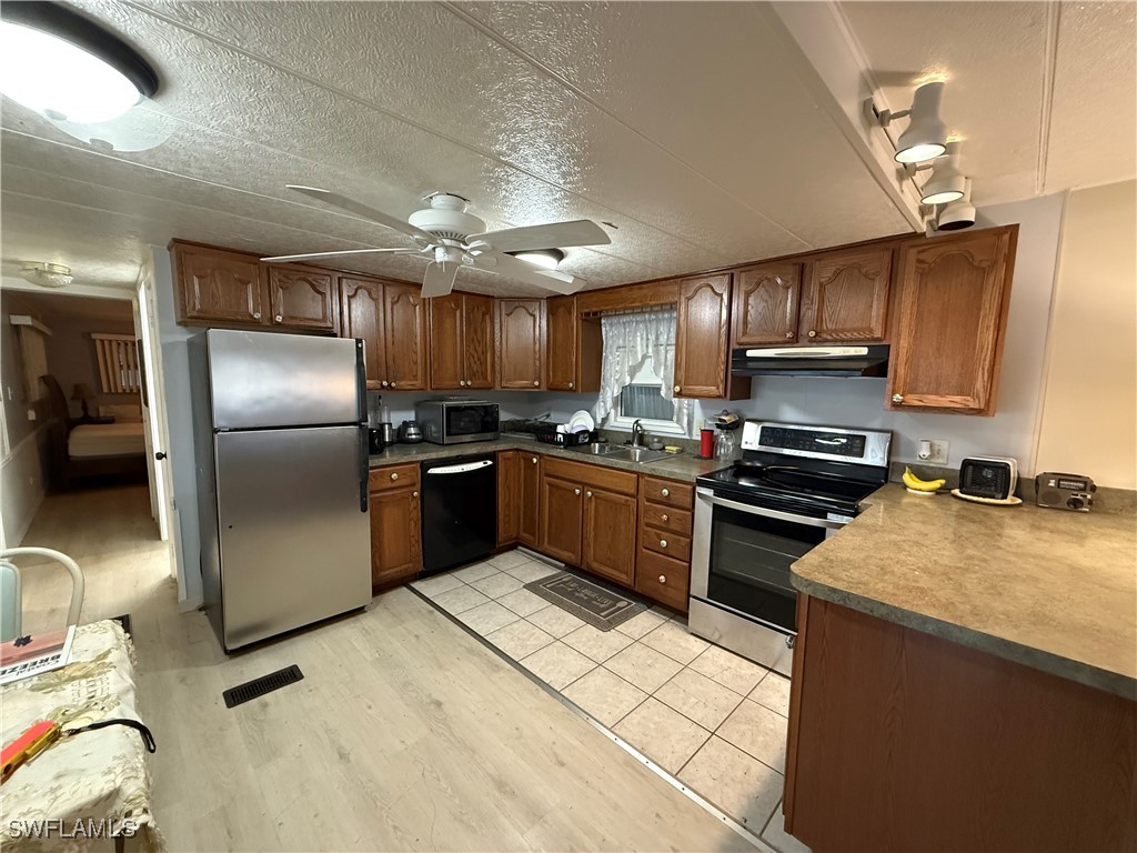 539 Poinsettia Lane #152 Naples FL 34114 225070893 image9
