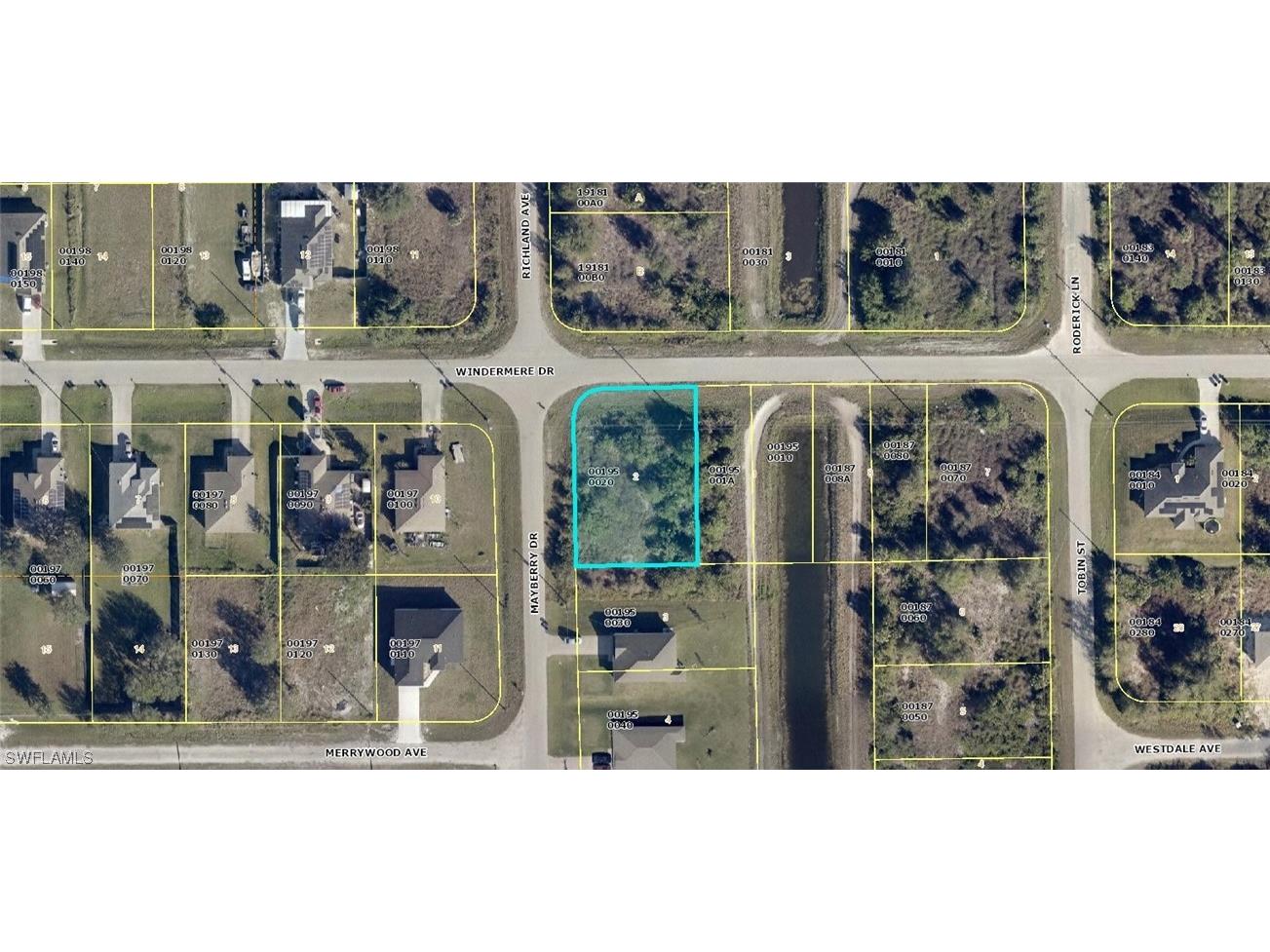 539 Windermere Drive Lehigh Acres FL 33972 224004734 image1