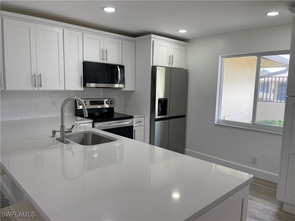 54 Glades Boulevard #1412 Naples FL 34112 225017528 image1