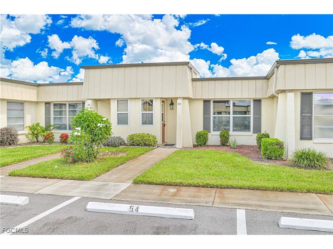 54 Laconia Court Fort Myers FL 33919 2026007779 image1