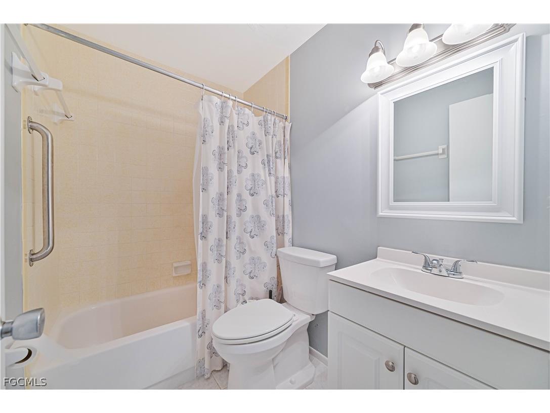 54 Laconia Court Fort Myers FL 33919 2026007779 image12