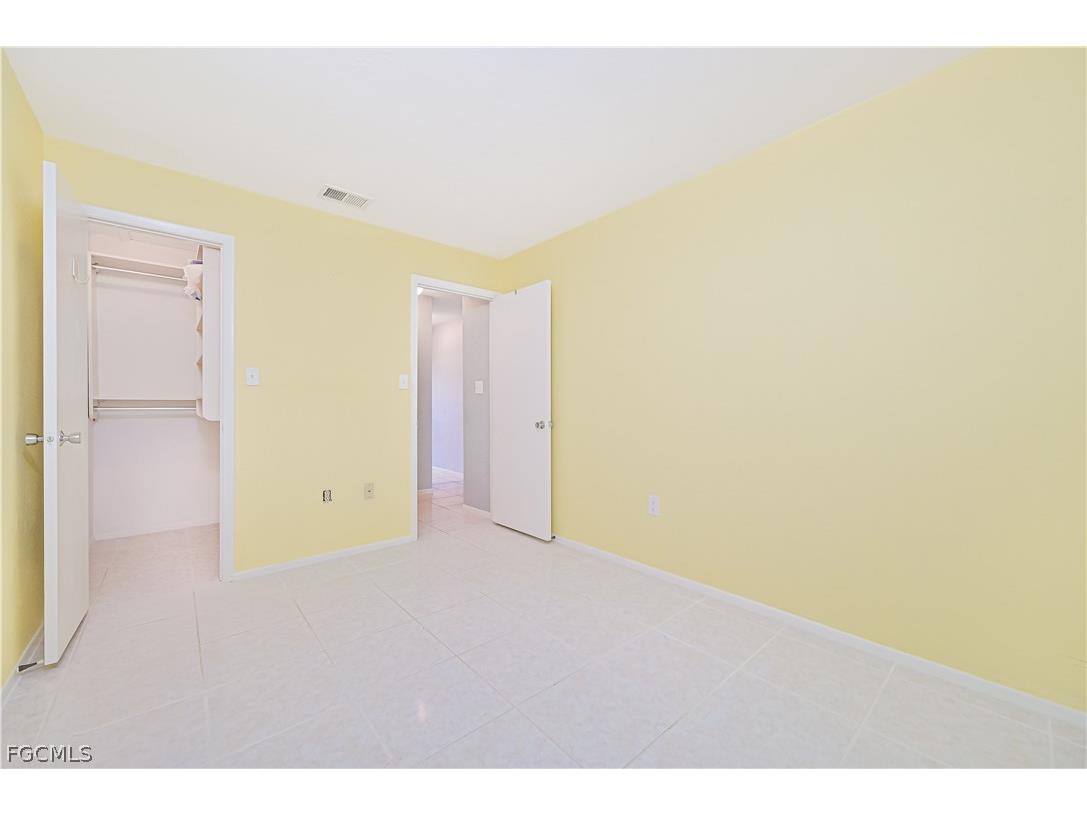 54 Laconia Court Fort Myers FL 33919 2026007779 image21