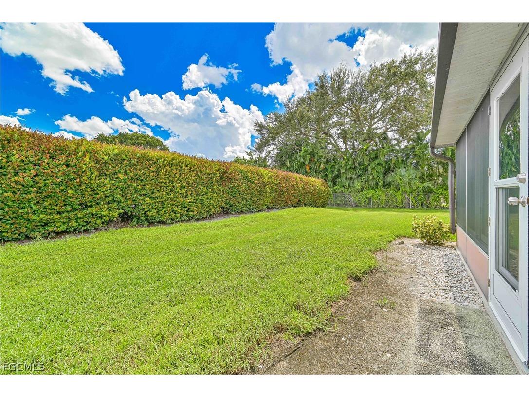 54 Laconia Court Fort Myers FL 33919 2026007779 image5