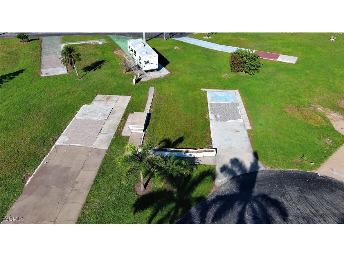 54 Poplar Place Fort Myers FL 33908 2025015528 image3