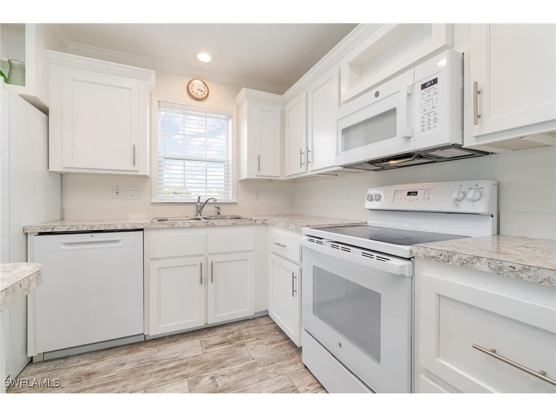 54 Sturbridge Lane Fort Myers FL 33908 225068072 image6