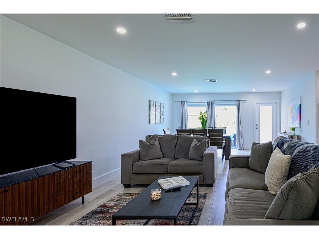 540 102nd Avenue N Naples FL 34108 225072817 image18