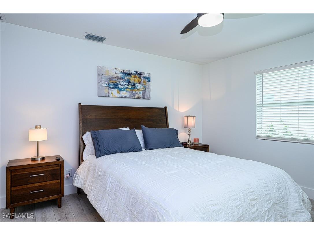 540 102nd Avenue N Naples FL 34108 225072817 image19