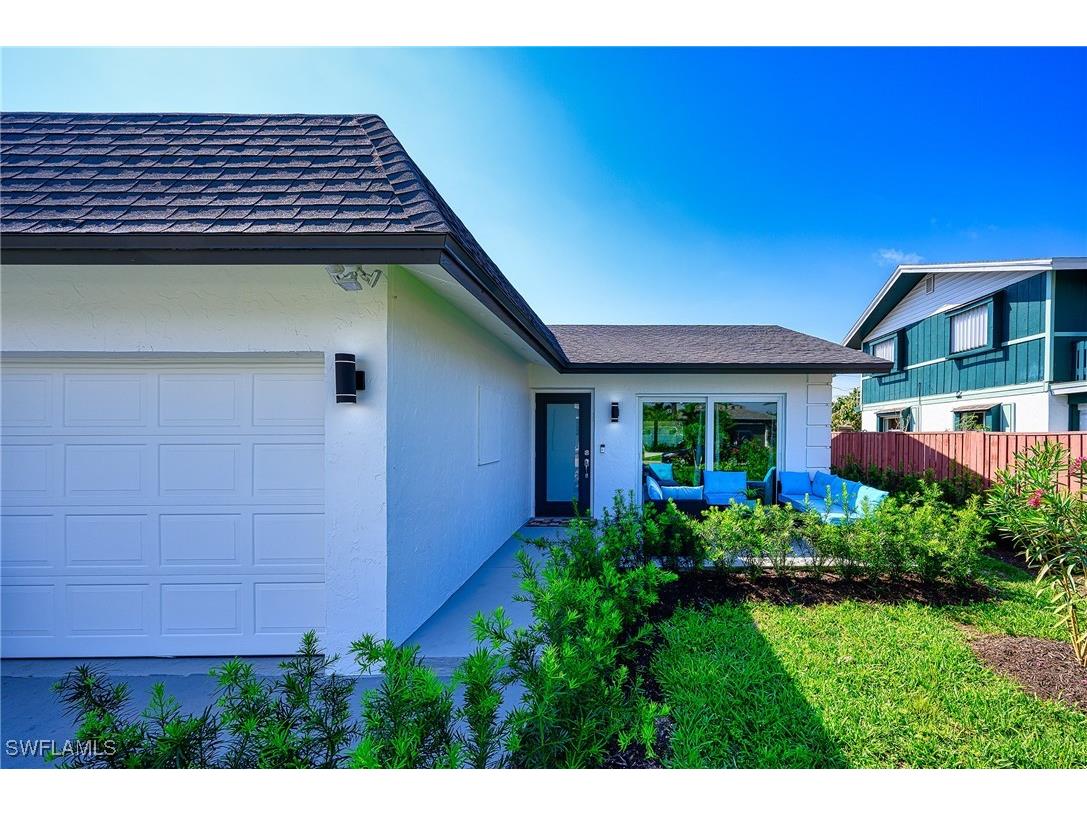 540 102nd Avenue N Naples FL 34108 225072817 image3