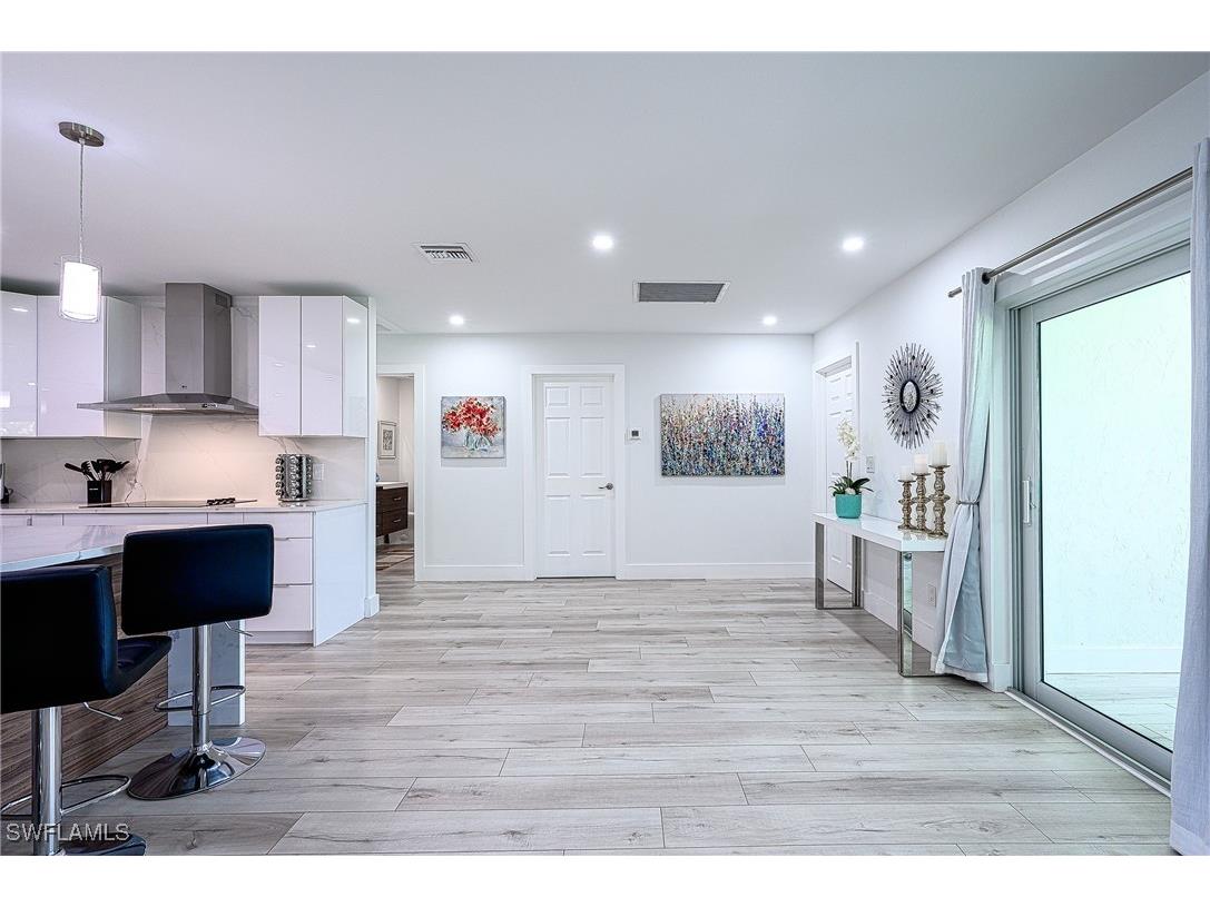 540 102nd Avenue N Naples FL 34108 225072817 image8