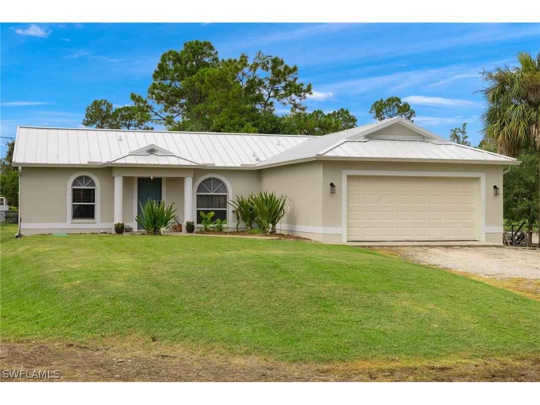 540 22nd Avenue NE Naples FL 34120 224059071 image1