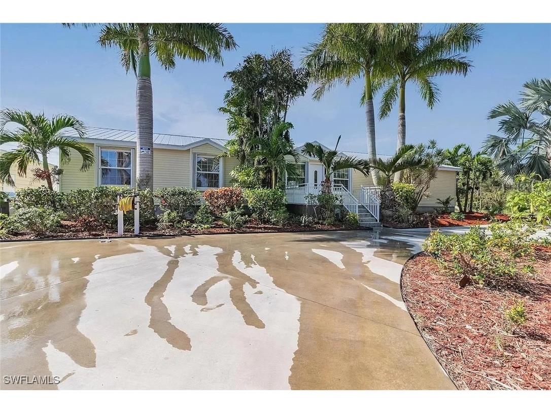 5401 Gamebird Lane Bokeelia FL 33922 225052840 image1