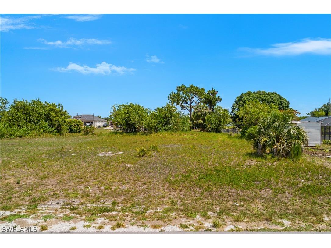 5402 5th Street W Lehigh Acres FL 33971 226011587 image1