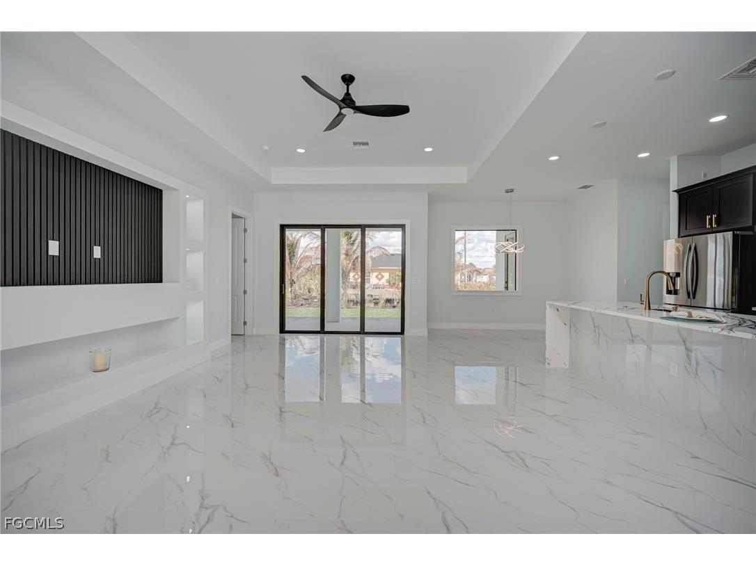 5402 6th Street W Lehigh Acres FL 33971 2026010634 image2