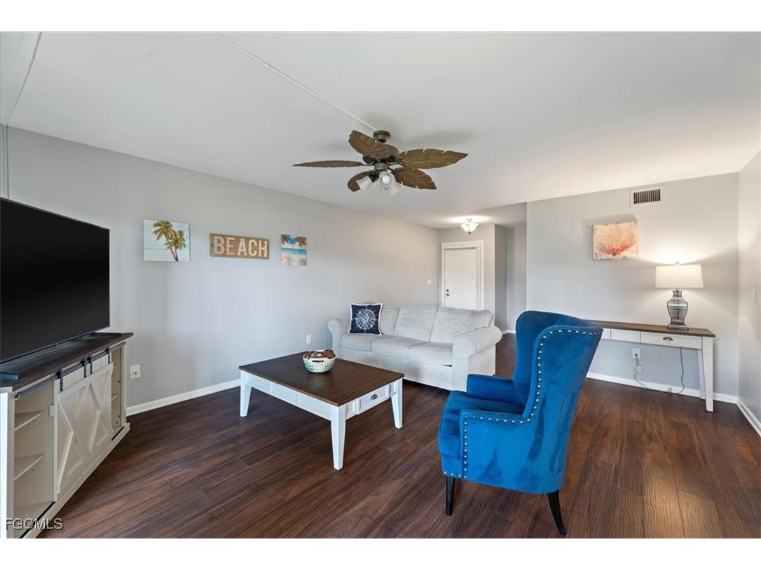 5405 Peppertree Drive #3 Fort Myers FL 33908 2025013131 image9