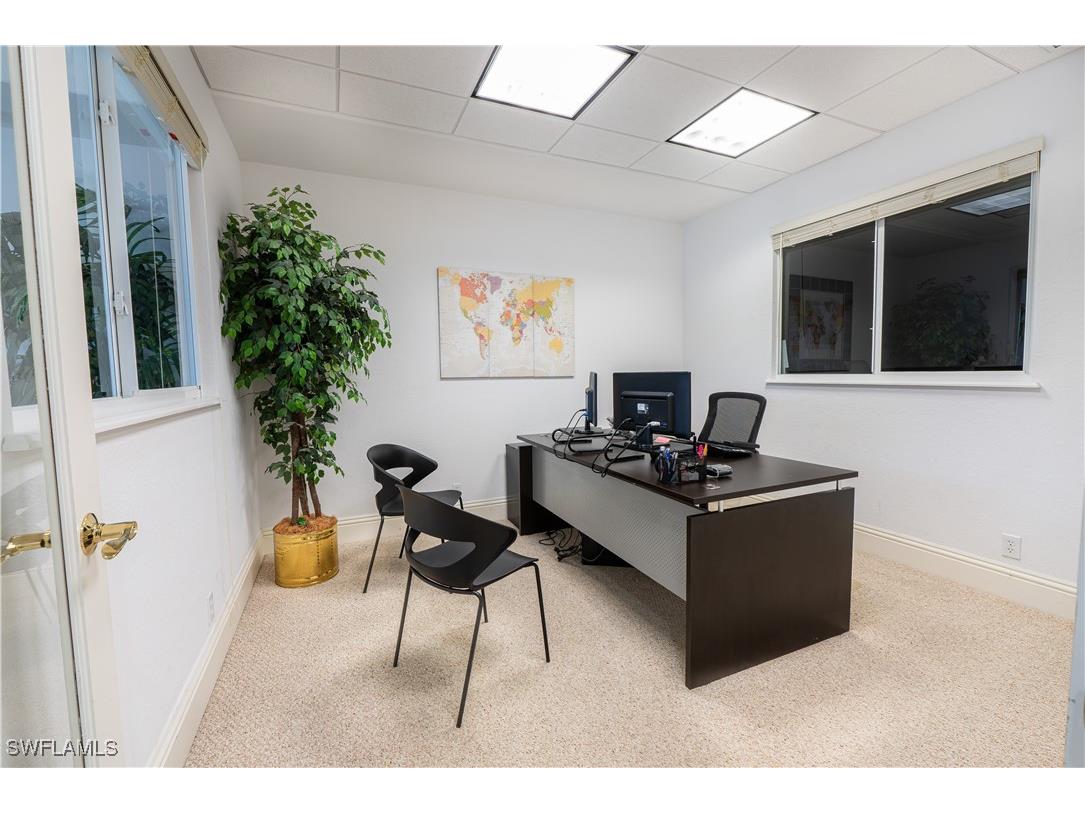  Naples FL 34109 225035919 image19