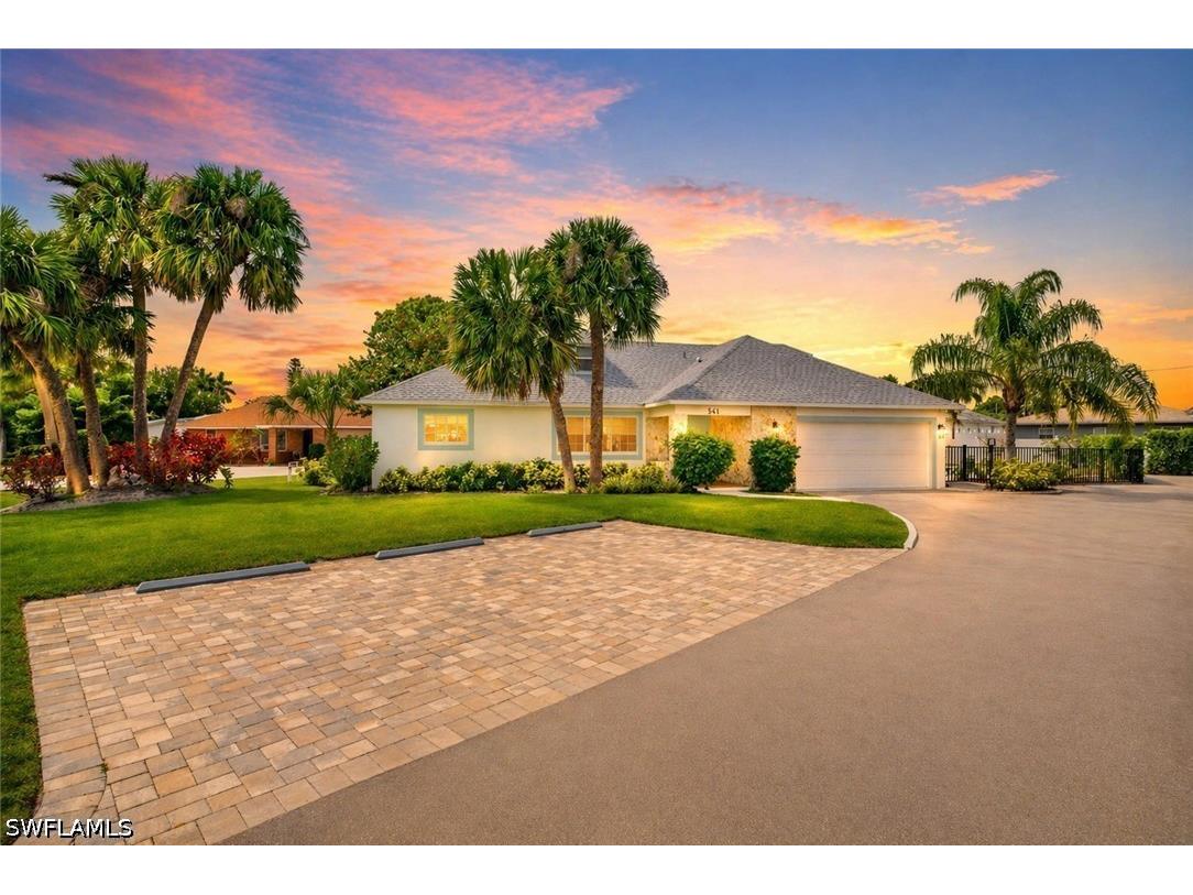 541 94th Avenue N Naples FL 34108 226017124 image1