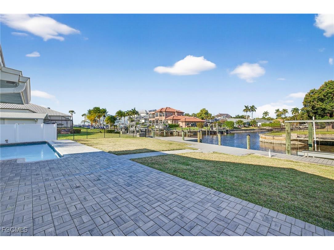 541 Bayside Drive Fort Myers FL 33919 2026003247 image32