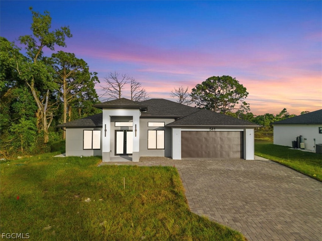 541 Chalet Avenue S Lehigh Acres FL 33974 2026011983 image1