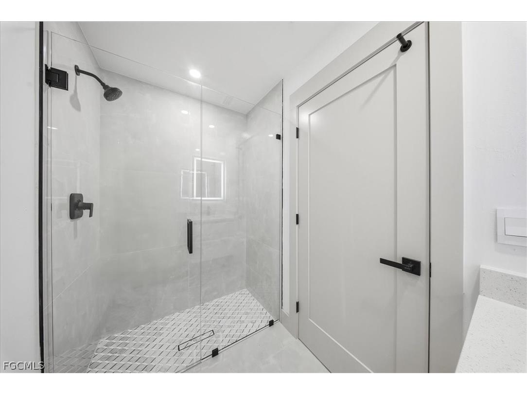 541 Chalet Avenue S Lehigh Acres FL 33974 2026011983 image15