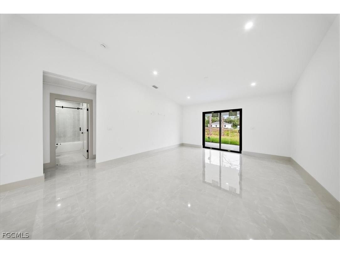 541 Chalet Avenue S Lehigh Acres FL 33974 2026011983 image21