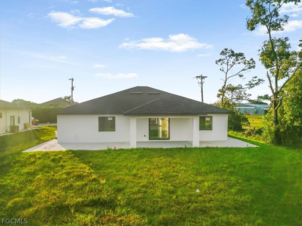 541 Chalet Avenue S Lehigh Acres FL 33974 2026011983 image5