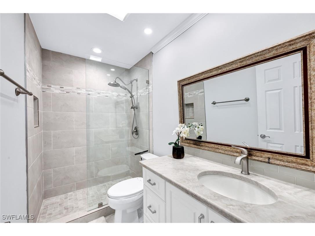 541 Club Side Drive #541 Naples FL 34110 225078838 image36