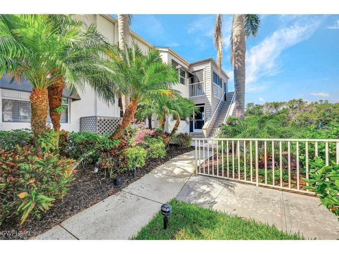 541 Club Side Drive #541 Naples FL 34110 225078838 image4
