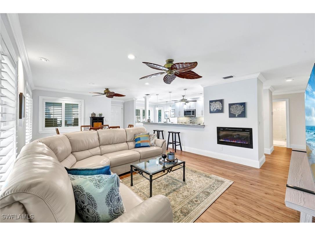 541 Club Side Drive #541 Naples FL 34110 225078838 image9