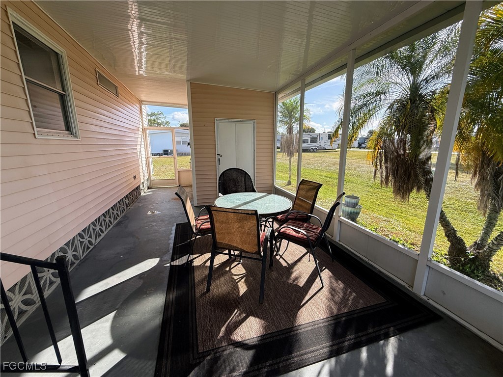 541 Freedom Street North Fort Myers FL 33917 2025025339 image21