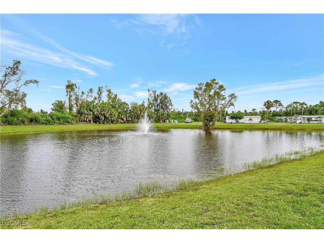 541 Freedom Street North Fort Myers FL 33917 2025025339 image30