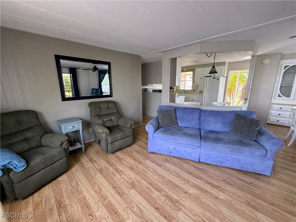 541 Freedom Street North Fort Myers FL 33917 2025025339 image4