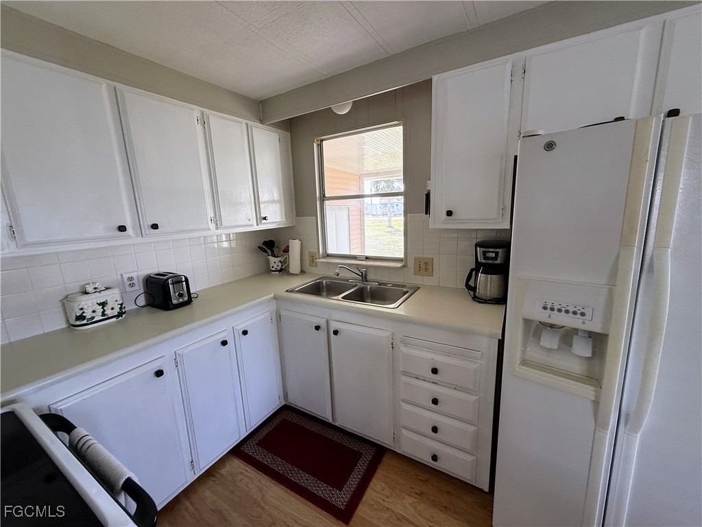 541 Freedom Street North Fort Myers FL 33917 2025025339 image5