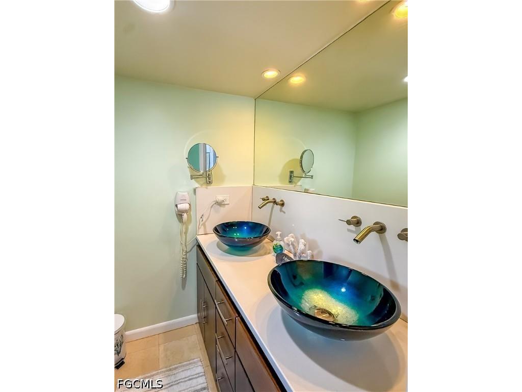 541 Gulf Lane Upper Captiva FL 33924 2026020806 image29
