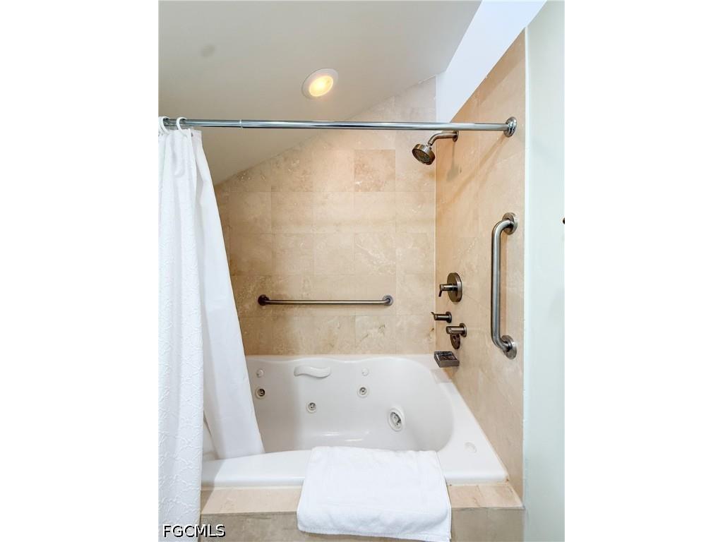 541 Gulf Lane Upper Captiva FL 33924 2026020806 image42