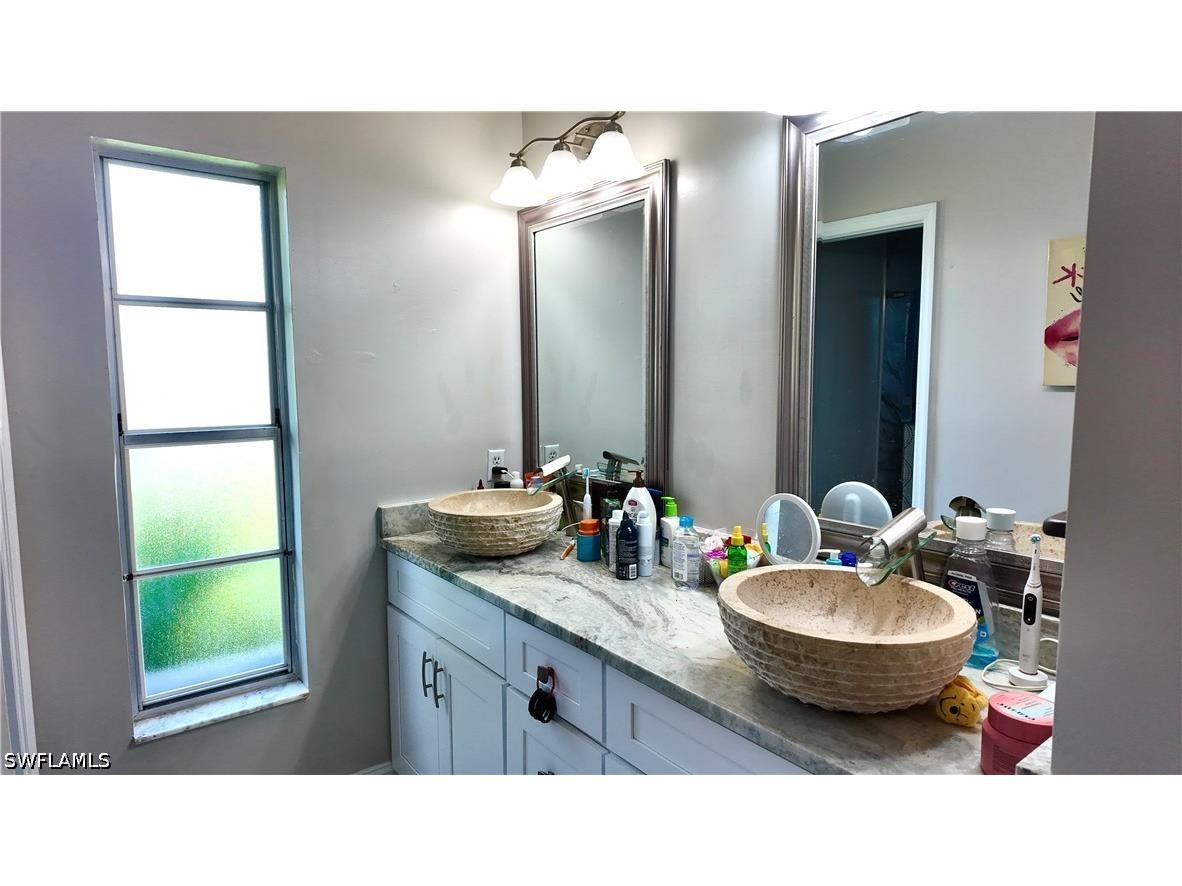 541 Landmark Drive Naples FL 34112 226019956 image10