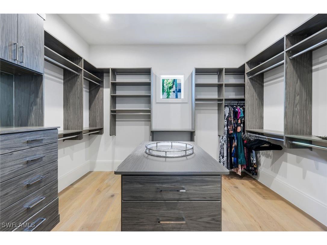 541 Whispering Pine Court Naples FL 34103 225047112 image14