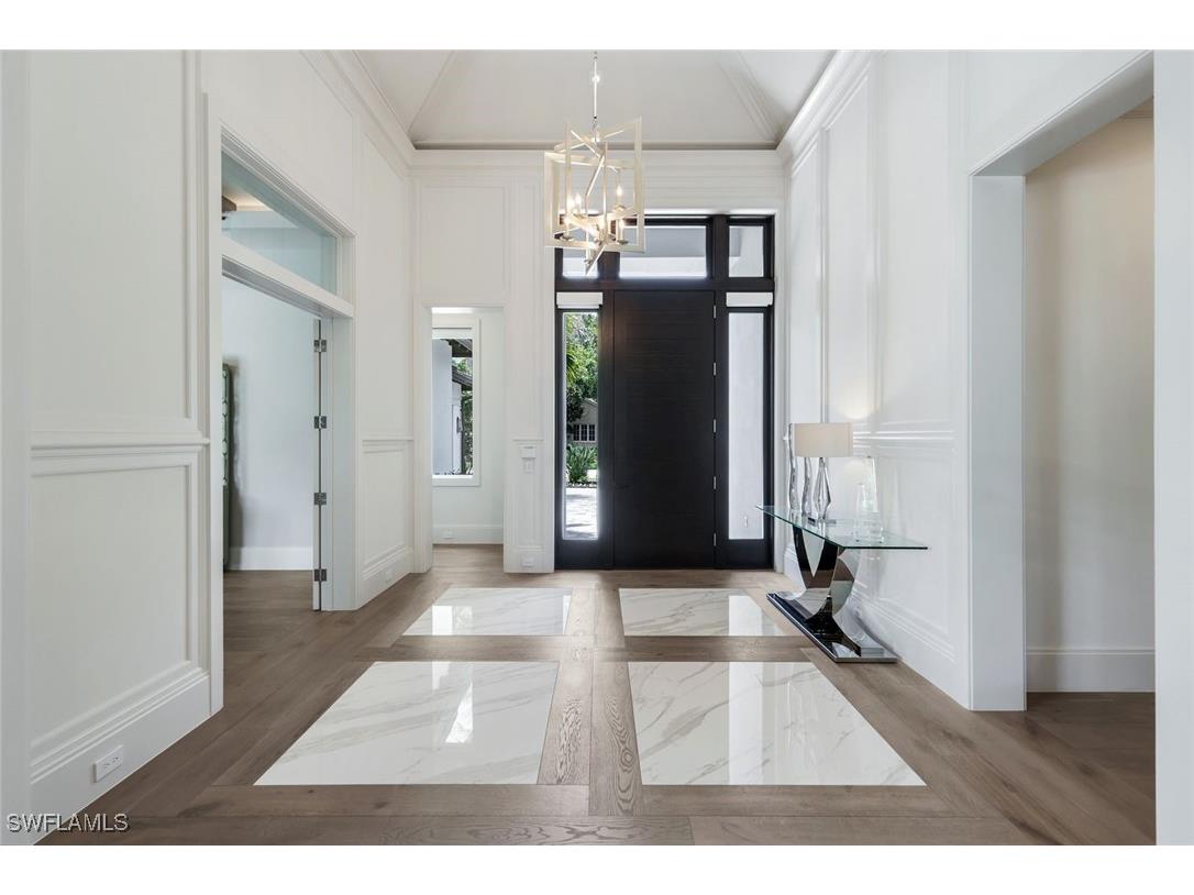 541 Whispering Pine Court Naples FL 34103 225047112 image19