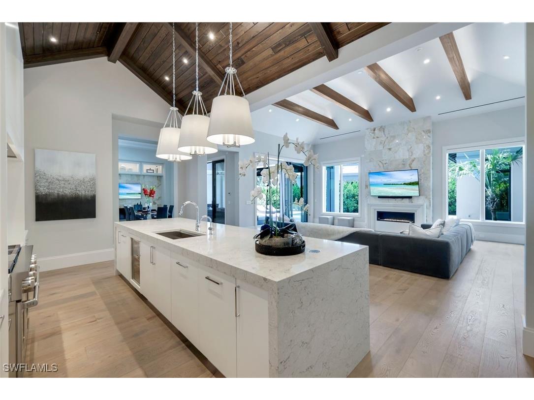 541 Whispering Pine Court Naples FL 34103 225047112 image23