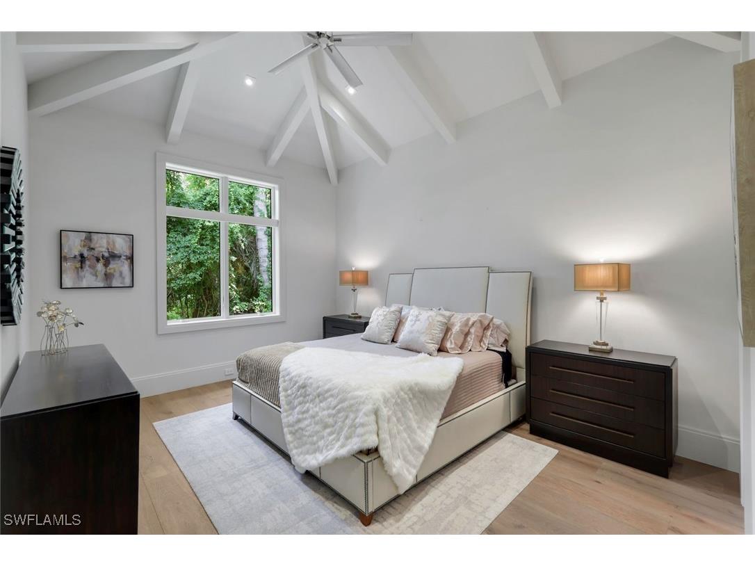 541 Whispering Pine Court Naples FL 34103 225047112 image31