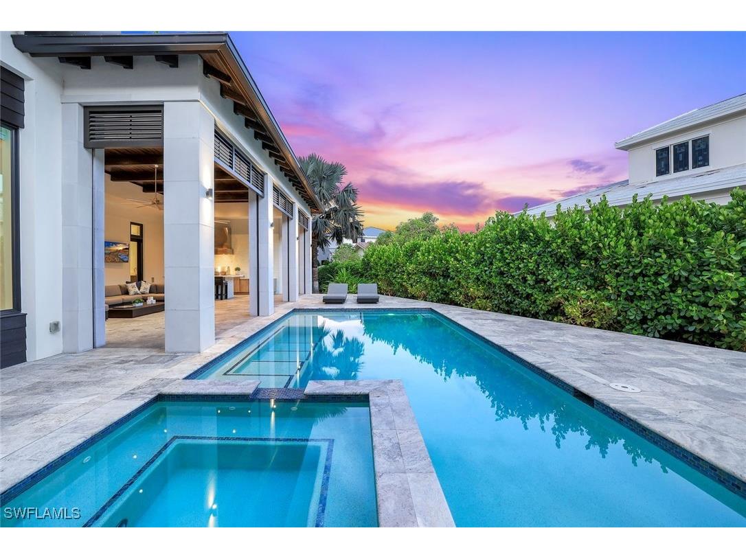 541 Whispering Pine Court Naples FL 34103 225047112 image47