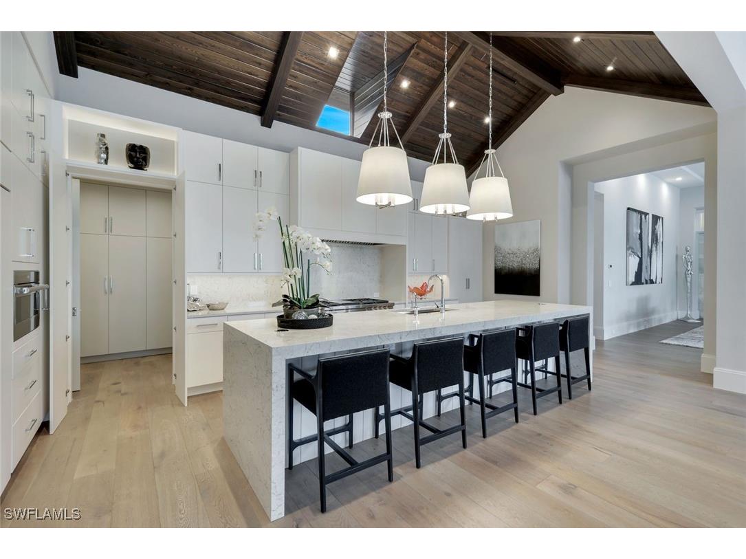 541 Whispering Pine Court Naples FL 34103 225047112 image6