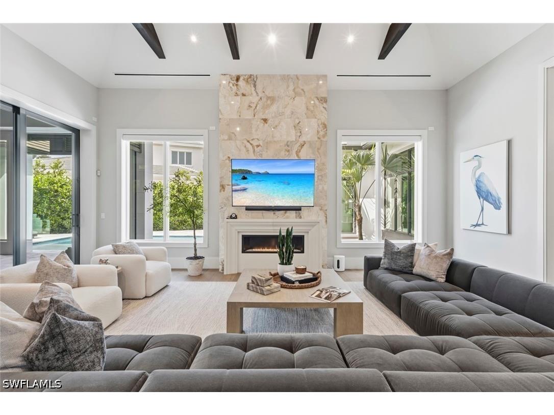 541 Whispering Pine Court Naples FL 34103 226021418 image12