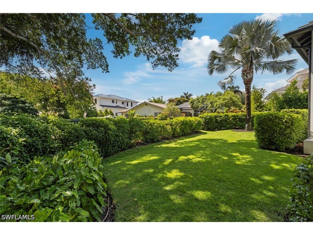 541 Whispering Pine Court Naples FL 34103 226021418 image41