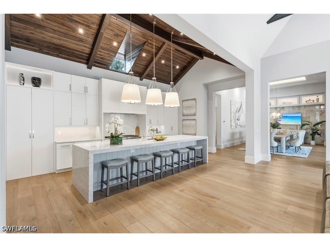541 Whispering Pine Court Naples FL 34103 226021418 image6
