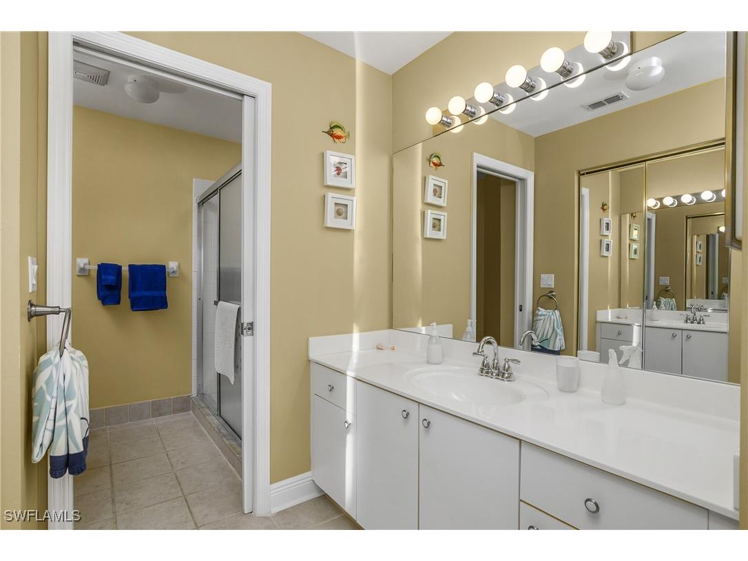 541 Windsor Square #202 Naples FL 34104 226001692 image19